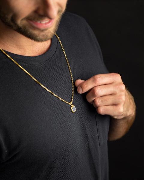 Halskette aus Titan/Stahl mit 18-karätigem Goldfinish und Lapislazuli-Stein - Meraki Gold Blue